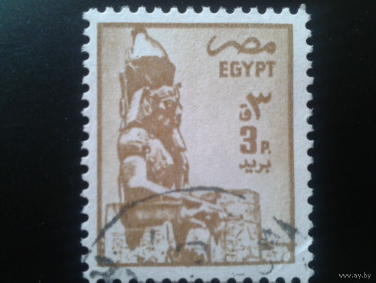 Египет 1985 статуя фараона Рамсеса 2