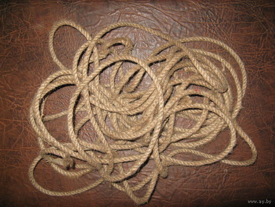 Толстая льняная верёвка длина около 10 м