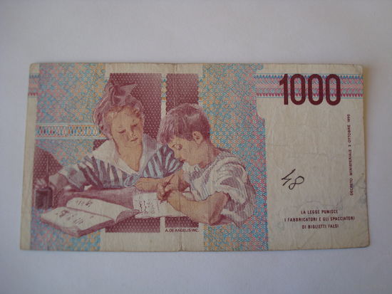 Банкнота 1000 лир, Италия.