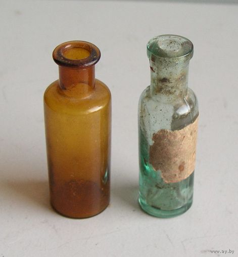 2 аптечных бутылочки начало ХХ века