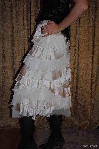 Юбка стильная, женская фирменная LUSSIE, 100% натуральный шёлк, размер 42-44, шикарного цвета Айвори.Италия-МИЛАН!