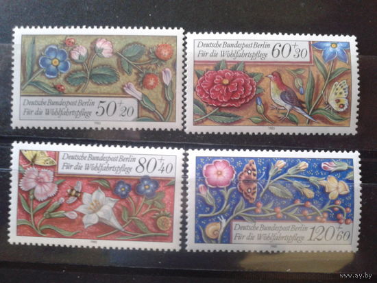 Берлин 1985 Цветы и птицы в миниатюрах Михель-8,5 евро полная серия
