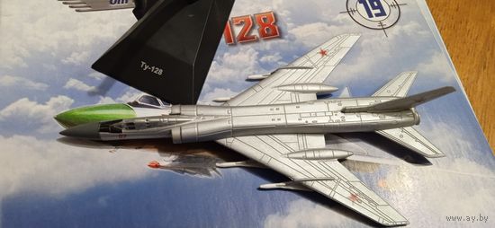 Легендарные самолеты 19 (модель Ту-128 + журнал)
