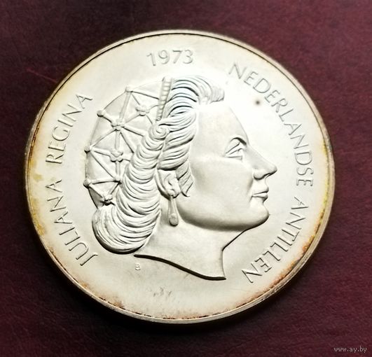 Большая редкая монета!Нидерландские Антильские острова 25 гульденов, 1973 25 лет правлению Королевы Юлианы
