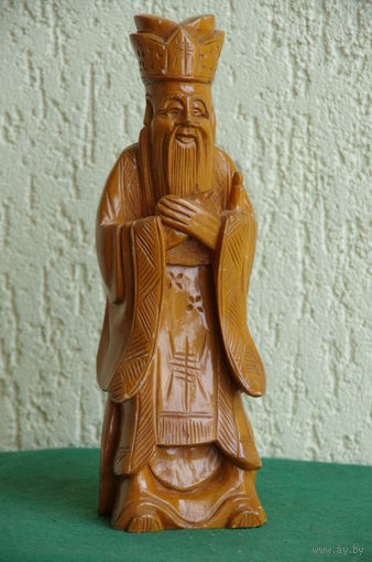 Статуэтка Монах  ( дерево , тяжелое  30,5 см )