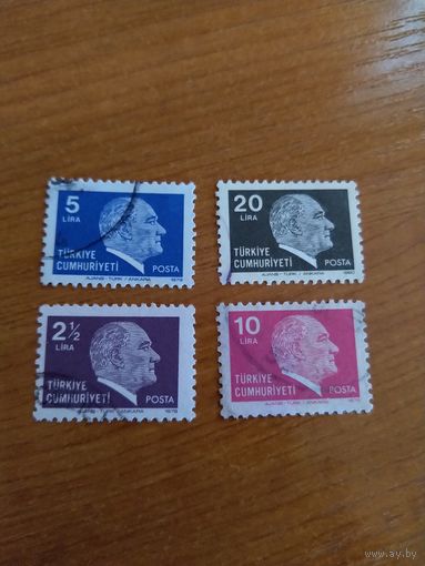 Турция 4 марки Ататюрк (1-8)