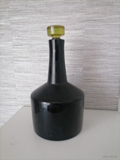 Стеклянная бутылка Нёман 60-годы.Клеймо-этикетка.