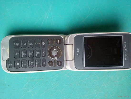 Мобильный телефон Sony Ericsson Z610i под восстановление нужна батарейка.