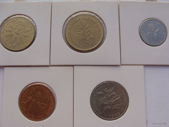 Руанда. набор из 5 монет 1,5,10,20,50 франков-с 1977-1987 год  "ФЛОРА" Редкий набор!!!