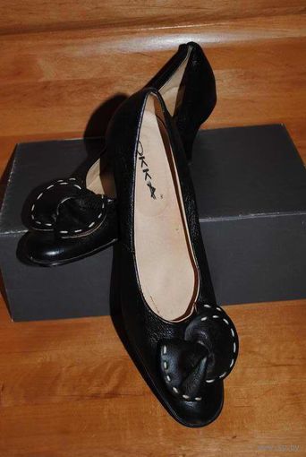 Фирменные женские туфли-OKKA-в вечно ВИНТАЖНОМ стиле РЕТРО,-размер-36,5/ 37-Натуральная кожа, POLAND!