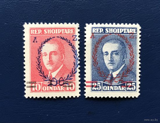 Албания 1928 год Известные люди Президент Ахмед Зогу Стандарт Серия 2 марки Mi:169A,170 надпечатка на Mi:136A,138A 1925 год Чистые