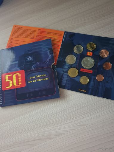 Бельгия 2003 год. 1, 2, 5, 10, 20, 50 евроцентов, 1, 2 евро. Официальный набор монет в буклете.