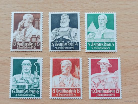 Почетные профессии (благотворительный выпуск), серия 9 марок, неполная серия 6 марок, Mi 556-564, 5 ноября 1934 года. MLH.
