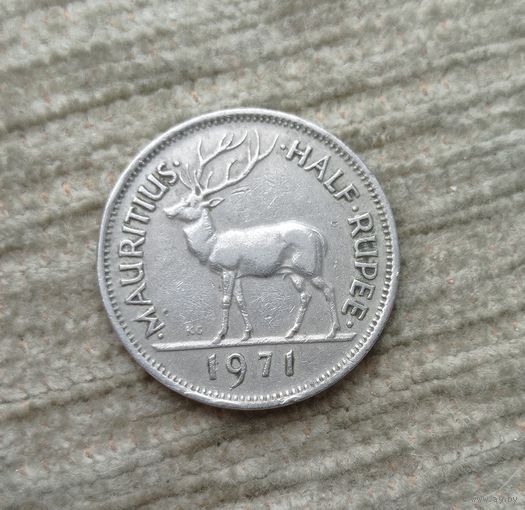 Werty71 Маврикий Британский 1/2 рупии 1971 Олень Елизавета 2