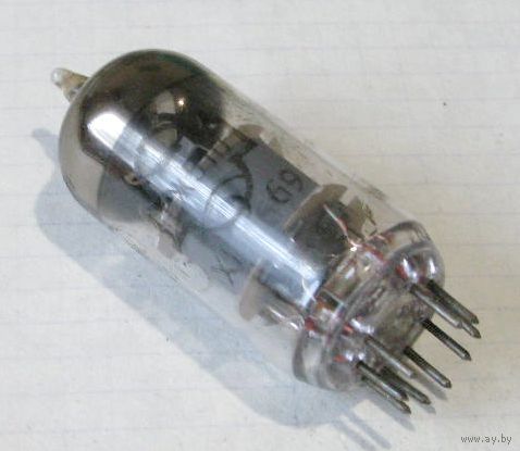 Электронная лампа 6Ж51П (Пентод высокочастотный)