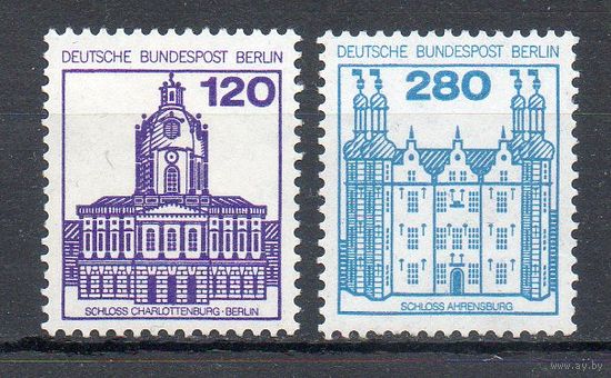 Стандартный выпуск Архитектура Берлин 1982 год 2 марки (одна марка с номером)