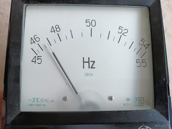 Частотометр Э371   1972 год    Hz  380 V