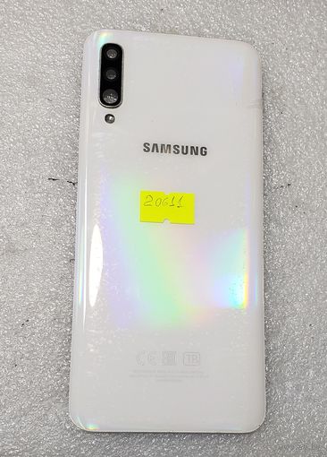 Телефон Samsung A50. Крышки