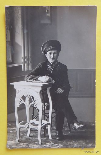 Фото "Чиновник ??? ведомства", 1918 г.