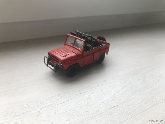 УАЗ-469, 1:43, Красный