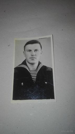 Старое военное фото Моряк