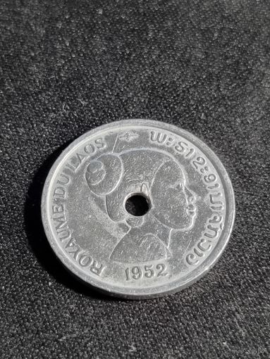 Лаос 10 сантимов 1952