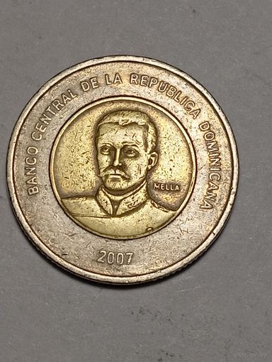 Доминиканская республика 10 песо 2007 года