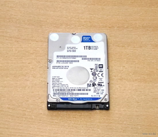 Жёсткий диск 1Tb SATA WD Blue (для ноутбука). Модель: WD10SPZX-60Z10T1. 5400 об/мин. Без BAD и проблем.