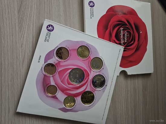 Финляндия 2012 год. 1, 2, 5, 10, 20, 50 евроцентов, 1 и 2 евро. Официальный набор монет в буклете.