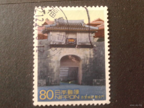Япония 2002 о-в Рюкю, входные ворота, марка из блока