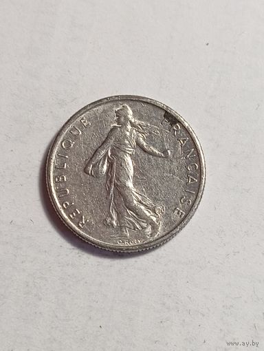 Франция 1 2 франка 1969 года .