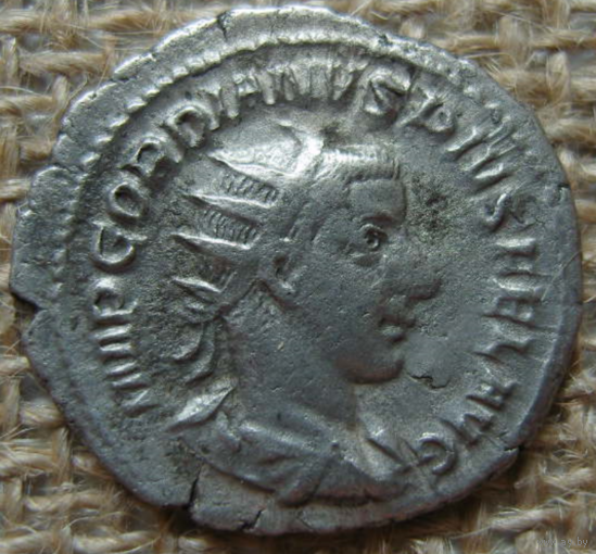 Денарий. Antoninian 241-243 Рим империя Gordianus III Pius Antoninian Rom 241-243 IOVIS Юпитер стоит прямо, держа скипетр 3,36гр.23,5мм.
