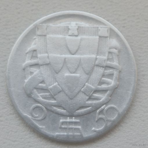Португалия, 2.5 эскудо 1944,  серебро