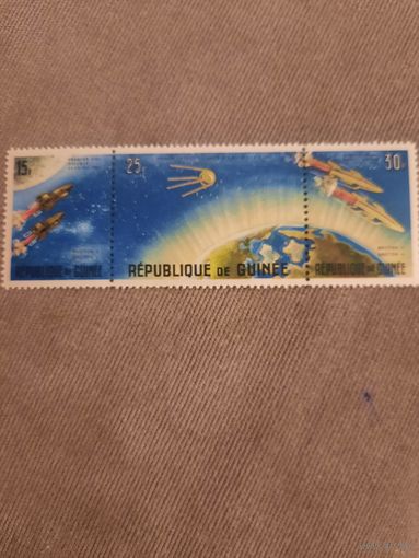 Гвинея 1965. Космические корабли Восток. Сцепка