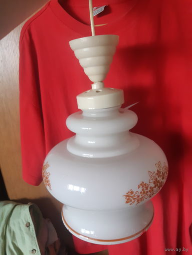 Лампа люстра  СССР,  на дачу, молочное стекло.