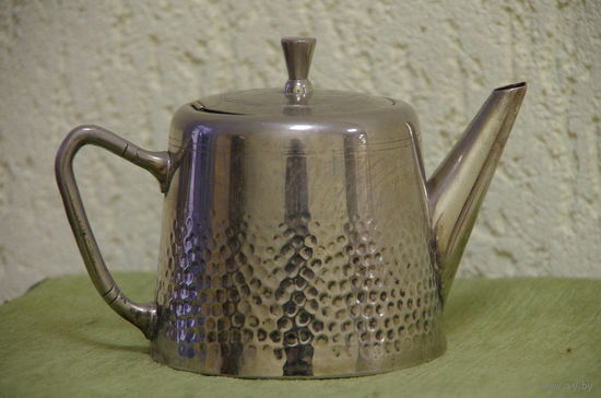 Чайник серебрение ( объем 1,2 л ;  высота 14 см ;  ширина 20 см )
