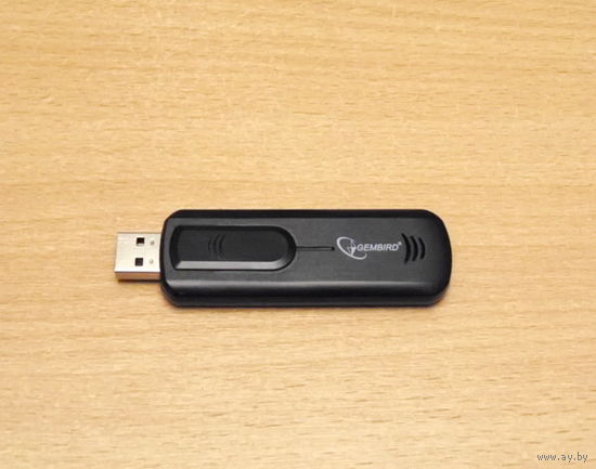 Wi-Fi/Bluetooth адаптер Gembird NICW-U5 (чёрный цвет). Характеристики: USB 2.0, 802.11g/Bluetooth 2.0, 54Mbps, 2 dBi. Комплект: инструкция, коробка.
