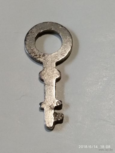 Старинный ключ. Начало XX-го века. Длина 34 мм.