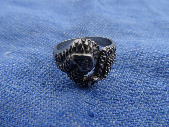 Кольцо со змейкой, размер 19,5 см