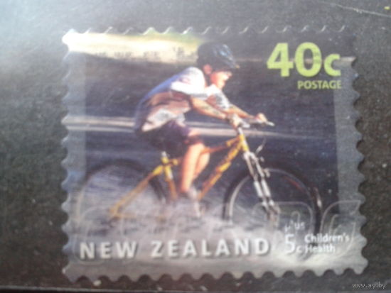Новая Зеландия 2001 Велосипедист