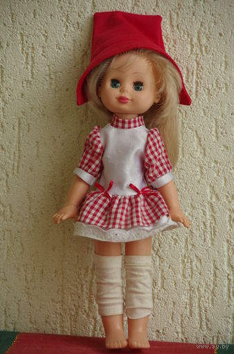 Кукла " Красная  шапочка " 39 см