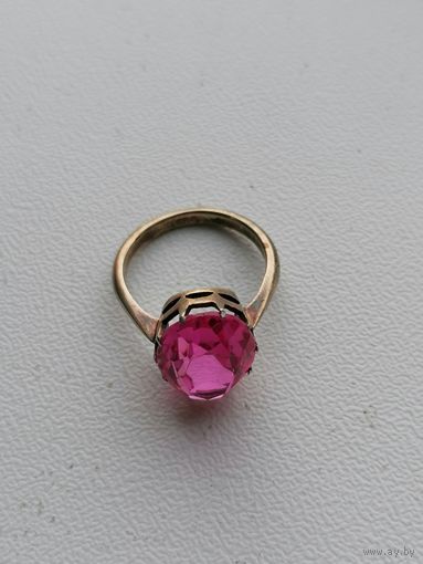 Кольцо серебро 875 пробы розовый корунд с Рубля