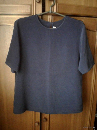 Блуза т.синяя шелк,50-52 р.