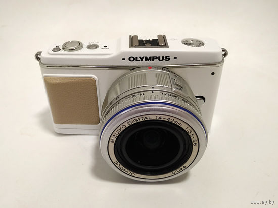 Фотоаппарат цифровой беззеркальный Olympus Pen EP-1 KIT