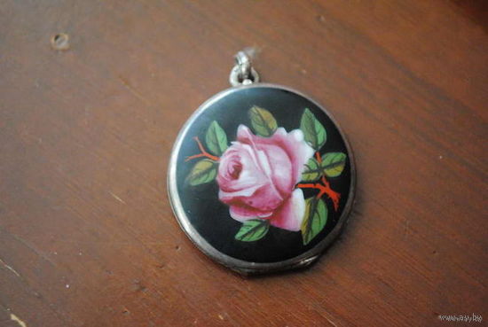 Редкий и очень красивый серебряный КУЛОН/Медальон для фото-"Юная Роза"