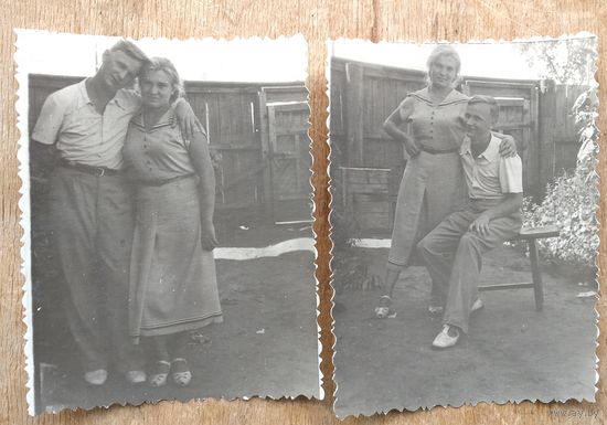 Два фото влюбленных. 1950-е. 8.5х10.5 см.