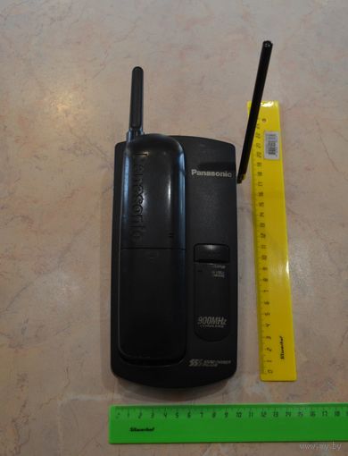 Стационарный телефон Panasonic. Модель КХ-ТС1400.
