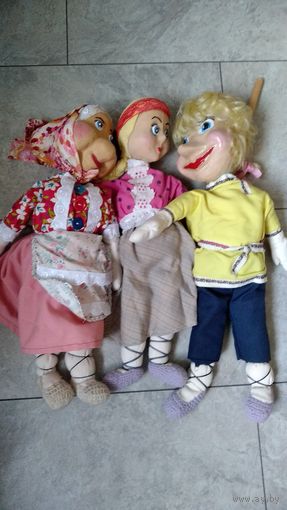 Куклы СССР кукольный театр 2 штуки в коллекцию смотрите фото (цена за всех) Срочно.