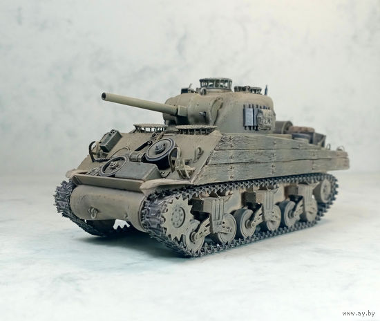 Модель танка M4A3 Sherman