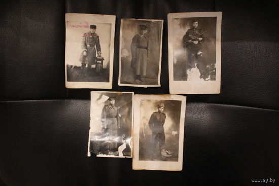 Послевоенные фотографии военнослужащего, 5 штук, некоторые с дефектами.